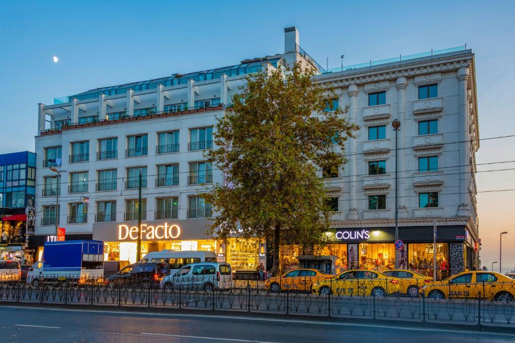 The Hotel Beyaz Saray